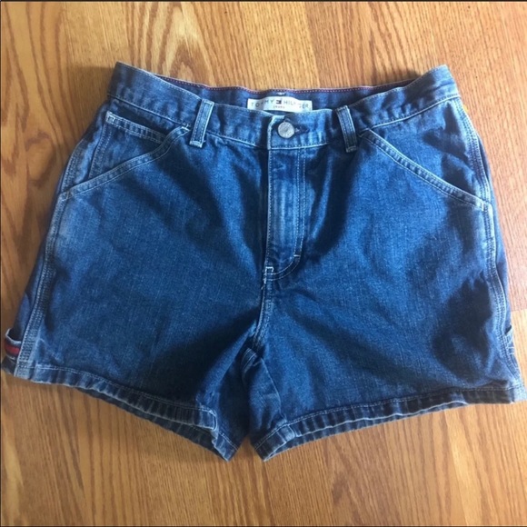 (SOLD) Tommy Hilfiger Shorts - Picture 2 of 3